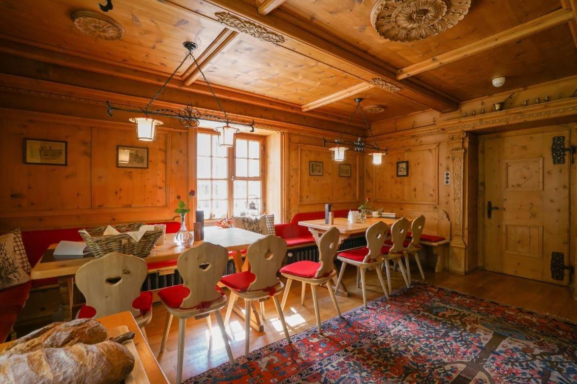 Gasthaus & Hotel Berninahaus Pontresina Εξωτερικό φωτογραφία