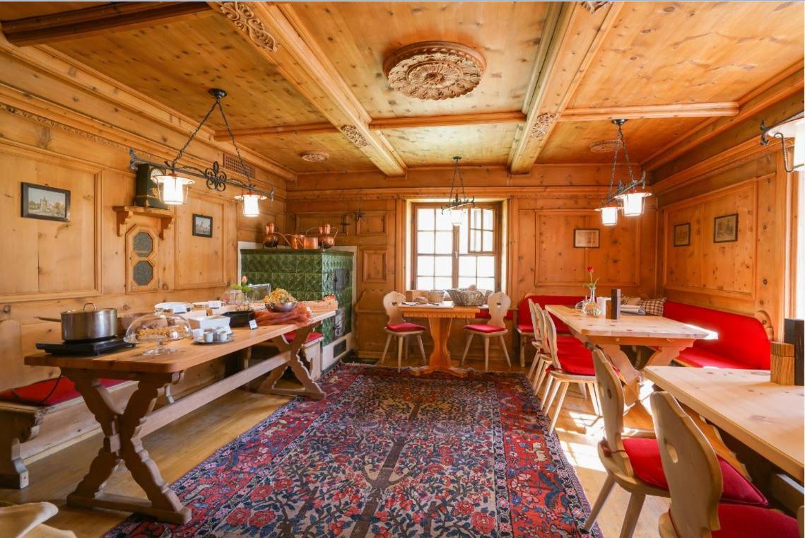 Gasthaus & Hotel Berninahaus Pontresina Εξωτερικό φωτογραφία