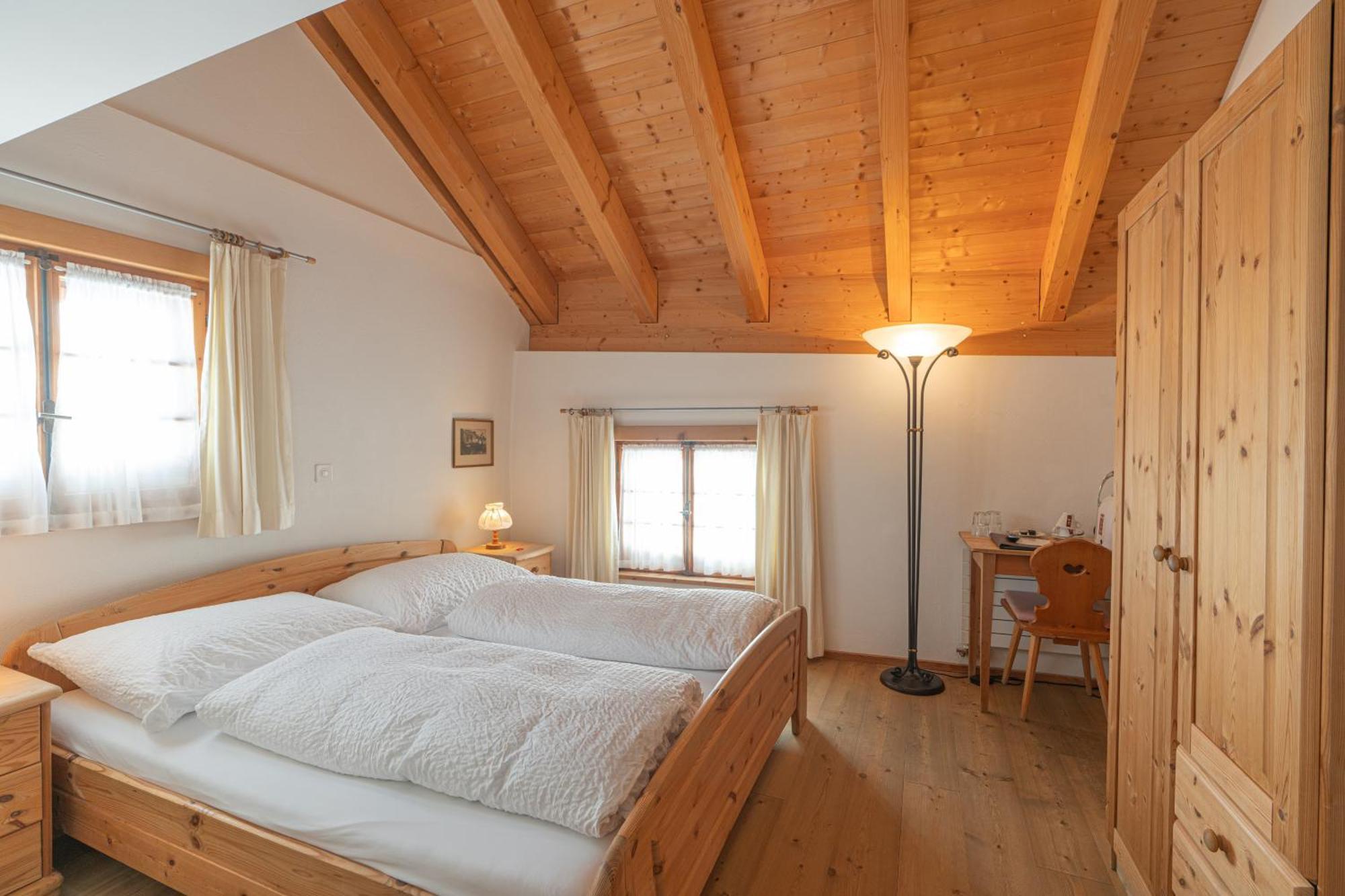 Gasthaus & Hotel Berninahaus Pontresina Εξωτερικό φωτογραφία