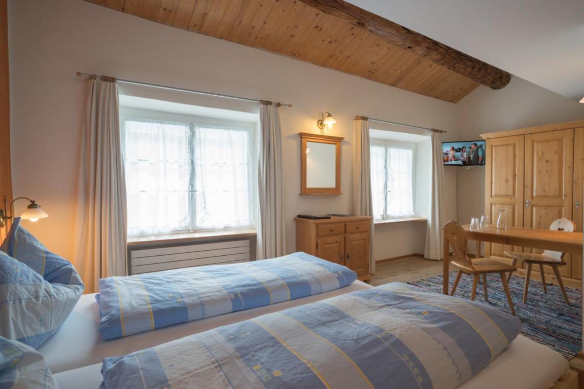 Gasthaus & Hotel Berninahaus Pontresina Εξωτερικό φωτογραφία
