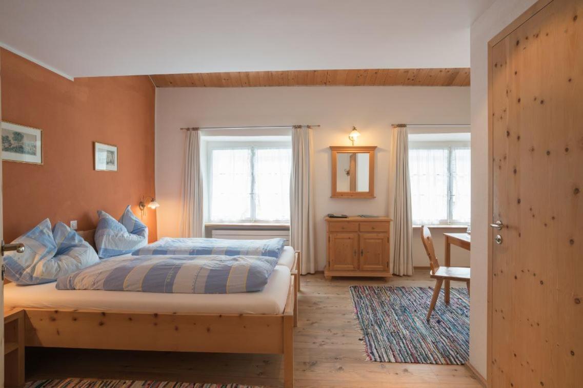 Gasthaus & Hotel Berninahaus Pontresina Εξωτερικό φωτογραφία