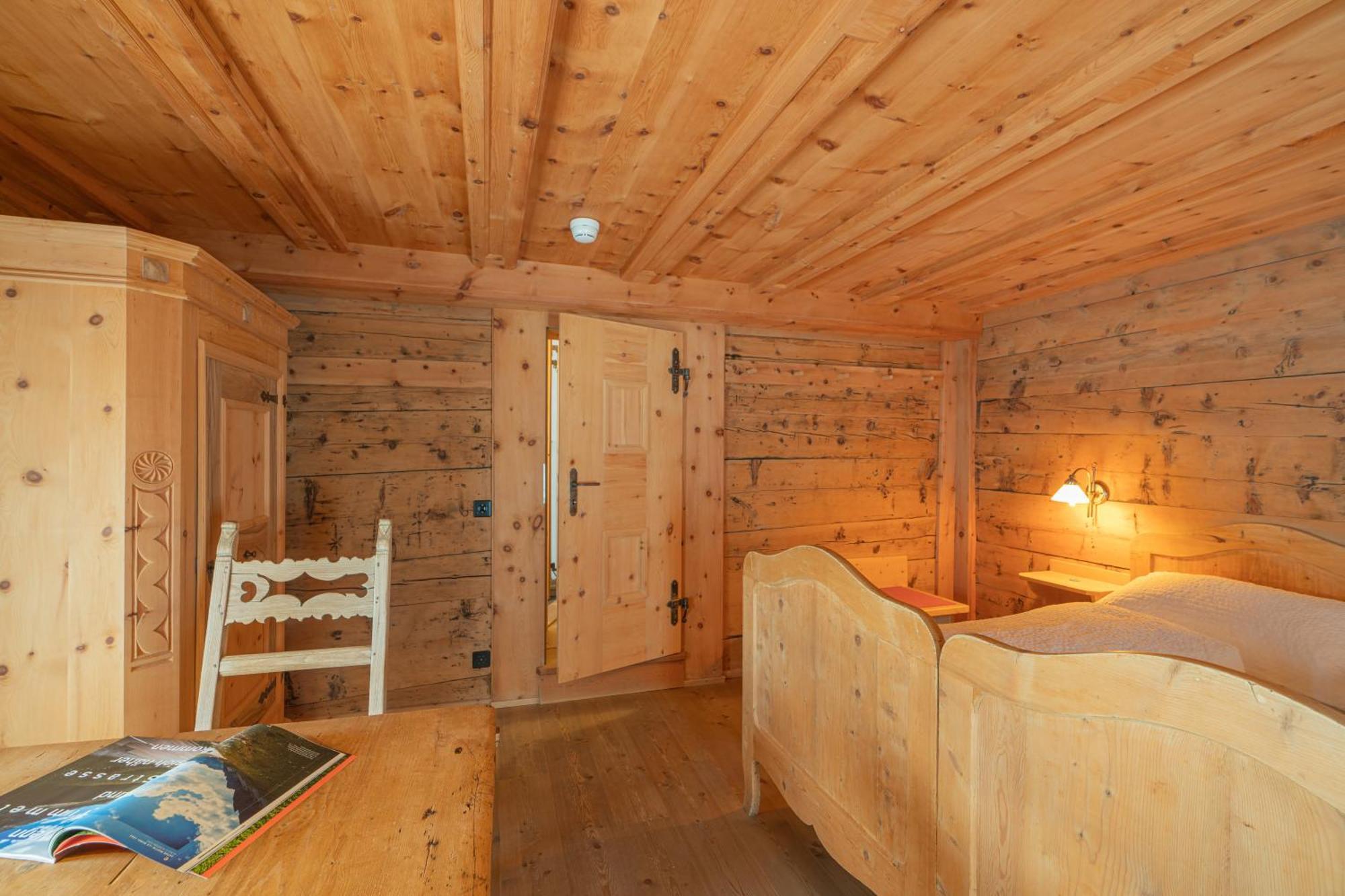 Gasthaus & Hotel Berninahaus Pontresina Εξωτερικό φωτογραφία