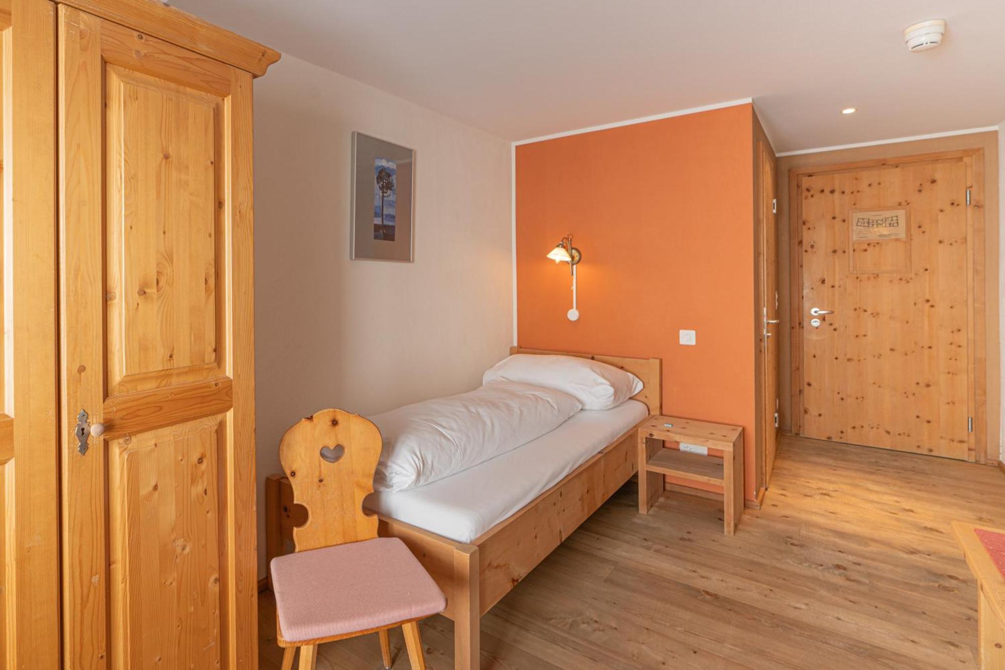 Gasthaus & Hotel Berninahaus Pontresina Εξωτερικό φωτογραφία