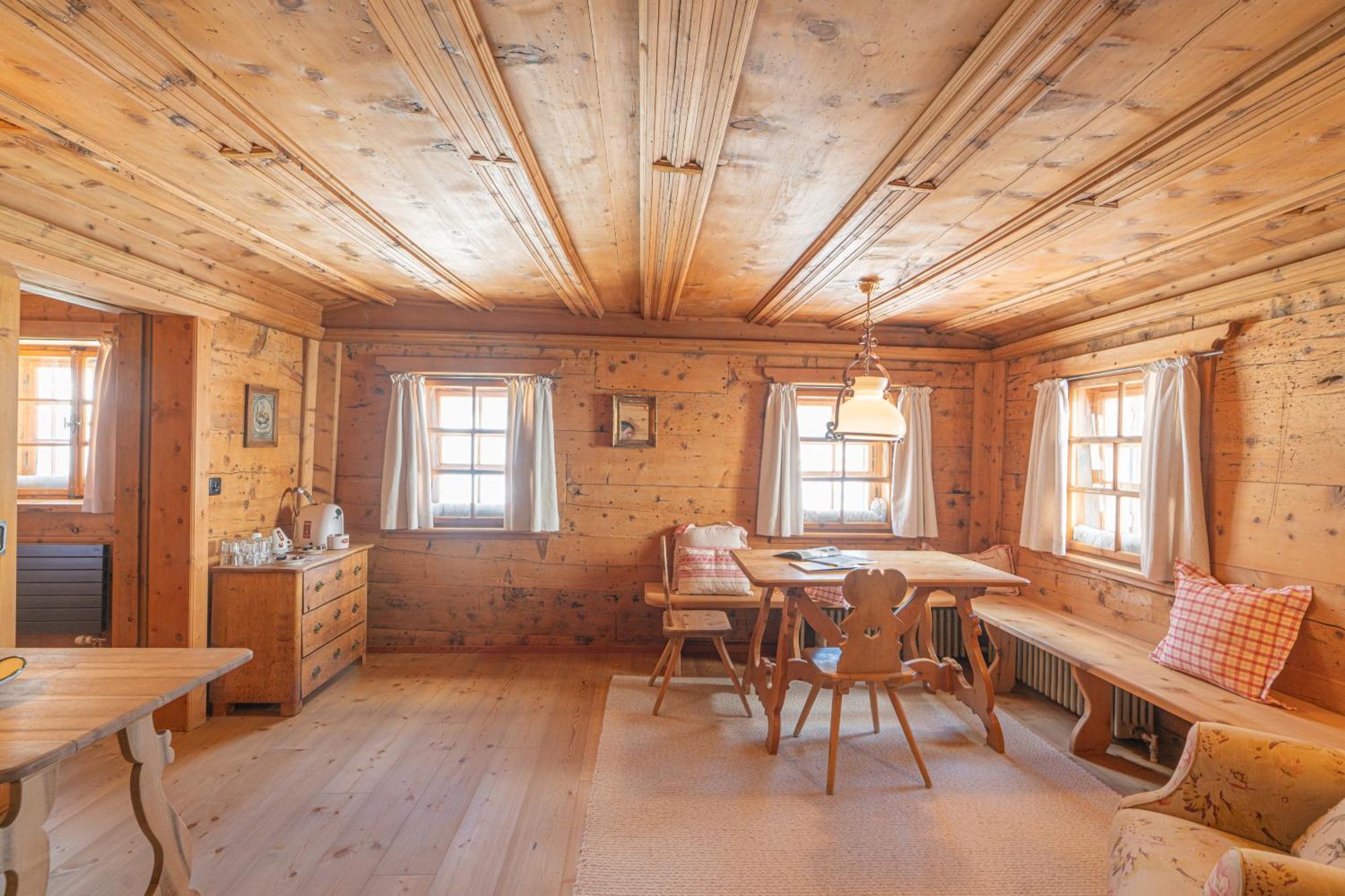 Gasthaus & Hotel Berninahaus Pontresina Δωμάτιο φωτογραφία