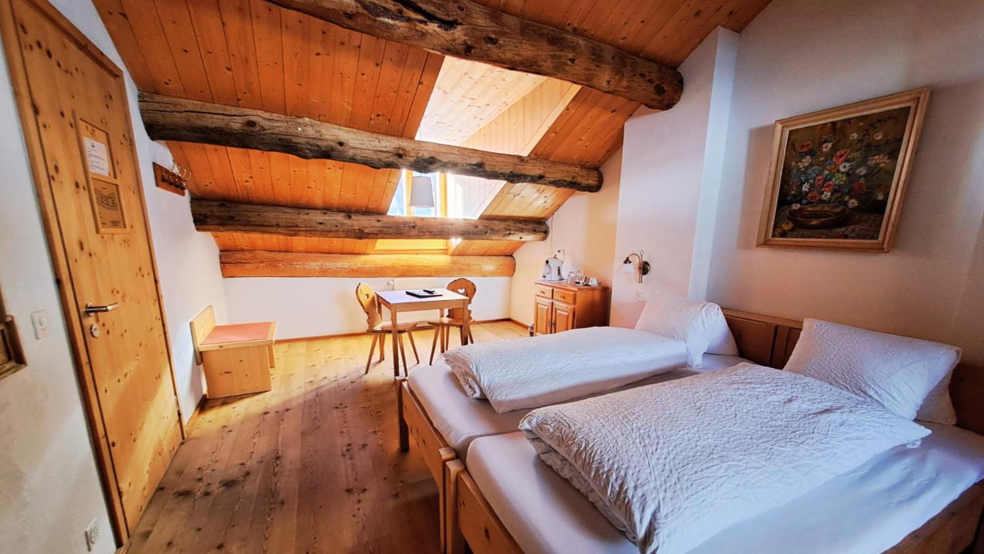 Gasthaus & Hotel Berninahaus Pontresina Δωμάτιο φωτογραφία