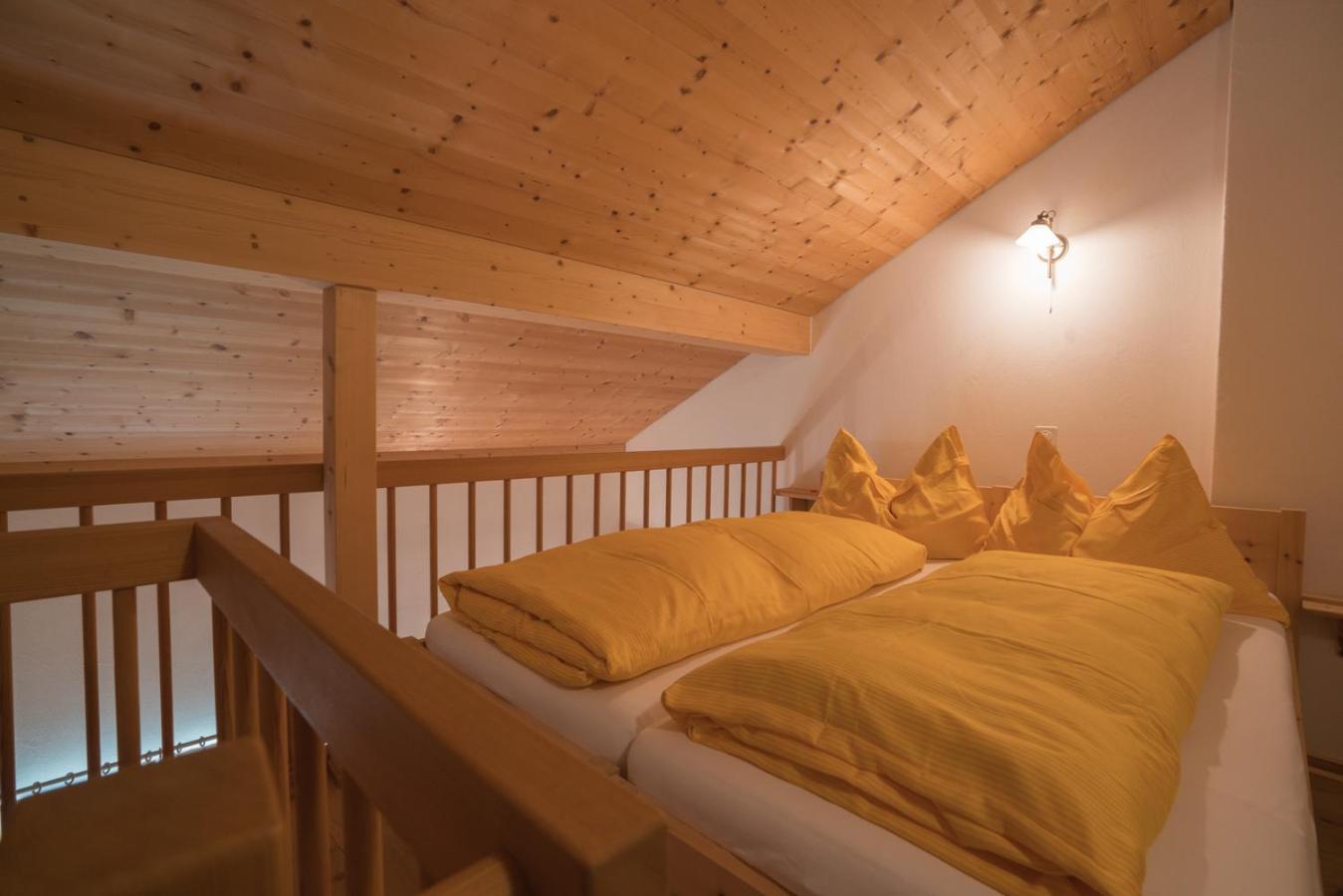 Gasthaus & Hotel Berninahaus Pontresina Εξωτερικό φωτογραφία